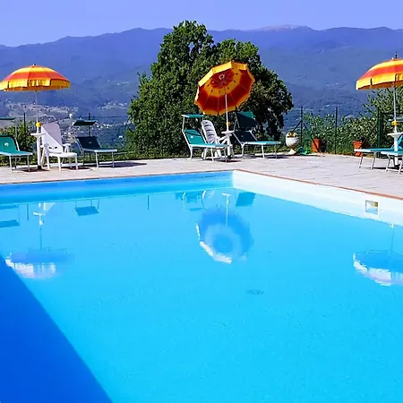 In Casentino With Pool & Jacuzzi