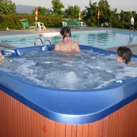 Appartement In Casentino With Pool & Jacuzzi *